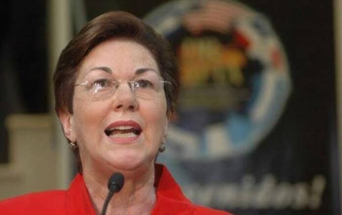 Embajadora Sonia Guzmán B