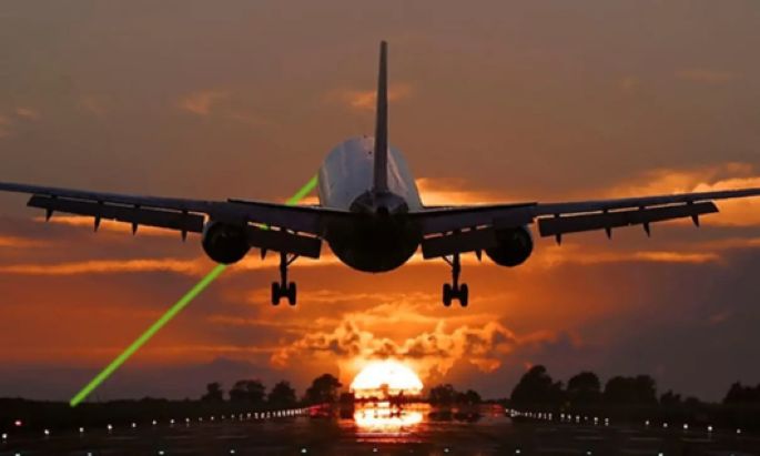 Aviones laser A