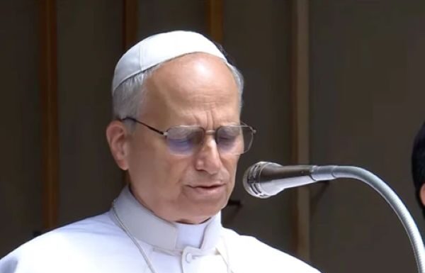 Papa León continúa orando por víctimas sismos en Venezuela