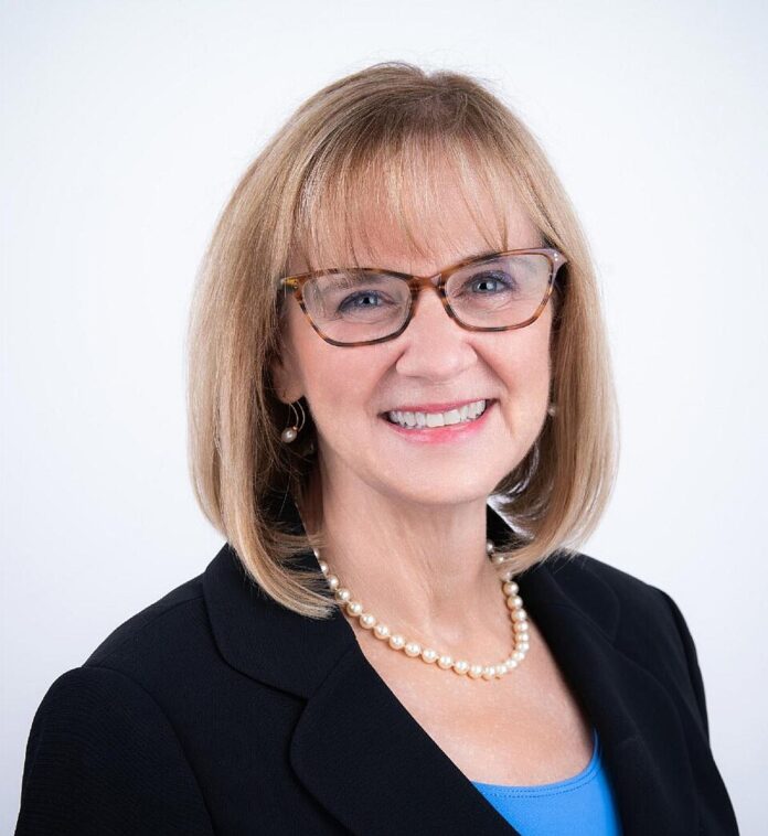 Eileen_Higgins_(Miami–Dade_County_Commissioner)_official_headshot_with_white_background