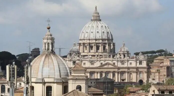 El Vaticano sede AA