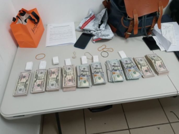 DGA dólares ilegales A