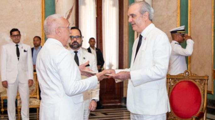 Abinader embajadores 2.jpg A