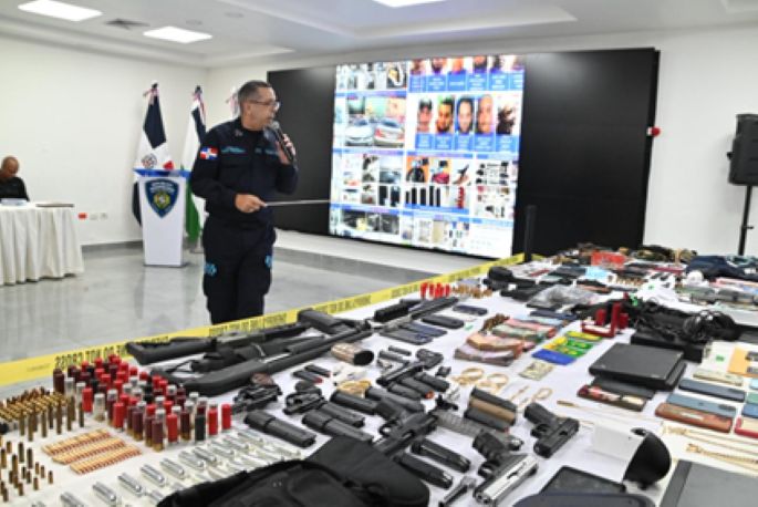 Armas tráfico PN 2.jpg AA