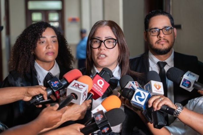 PGR Red estafa 1.jpg A