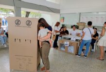 Florida: Congresistas aplauden triunfo de De la Espriella en Colombia