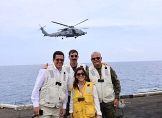 EEUU y RD Ratifican sólidos vínculos en visita al USS Nimitz