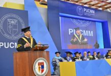 Leonardo Aguilera exhorta ante miles graduados PUCMM a ser «visionarios y valorar la ética»