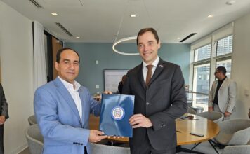 Consulado RD en Miami y Broward International University suscriben acuerdo colaboración académica