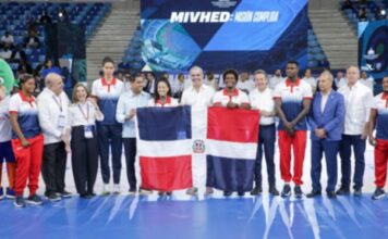 Presidente inaugura pabellones voleibol y taekwondo en CO