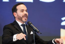 Colombia: Presidente electo denuncia intento de golpe de Petro