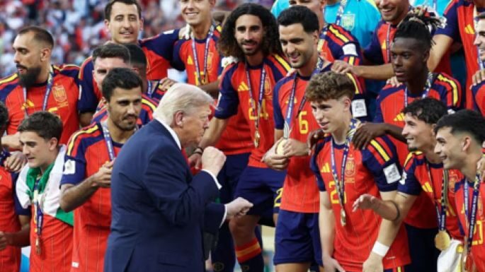 EEUU: Trump entrega el trofeo del Mundial 2026 a España