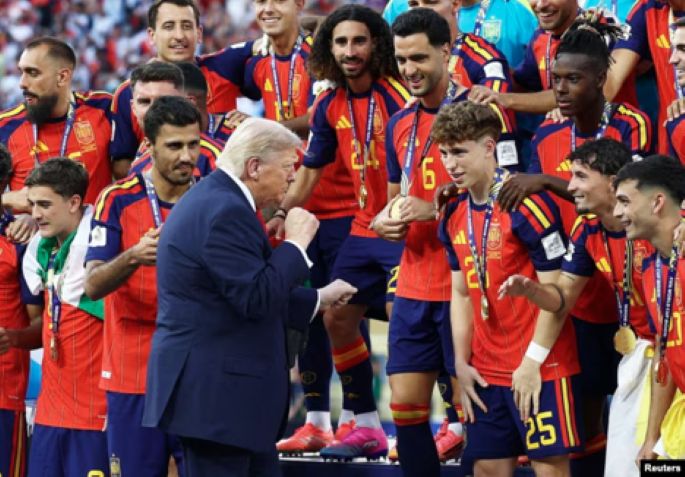 Trump copa 2.jpg A